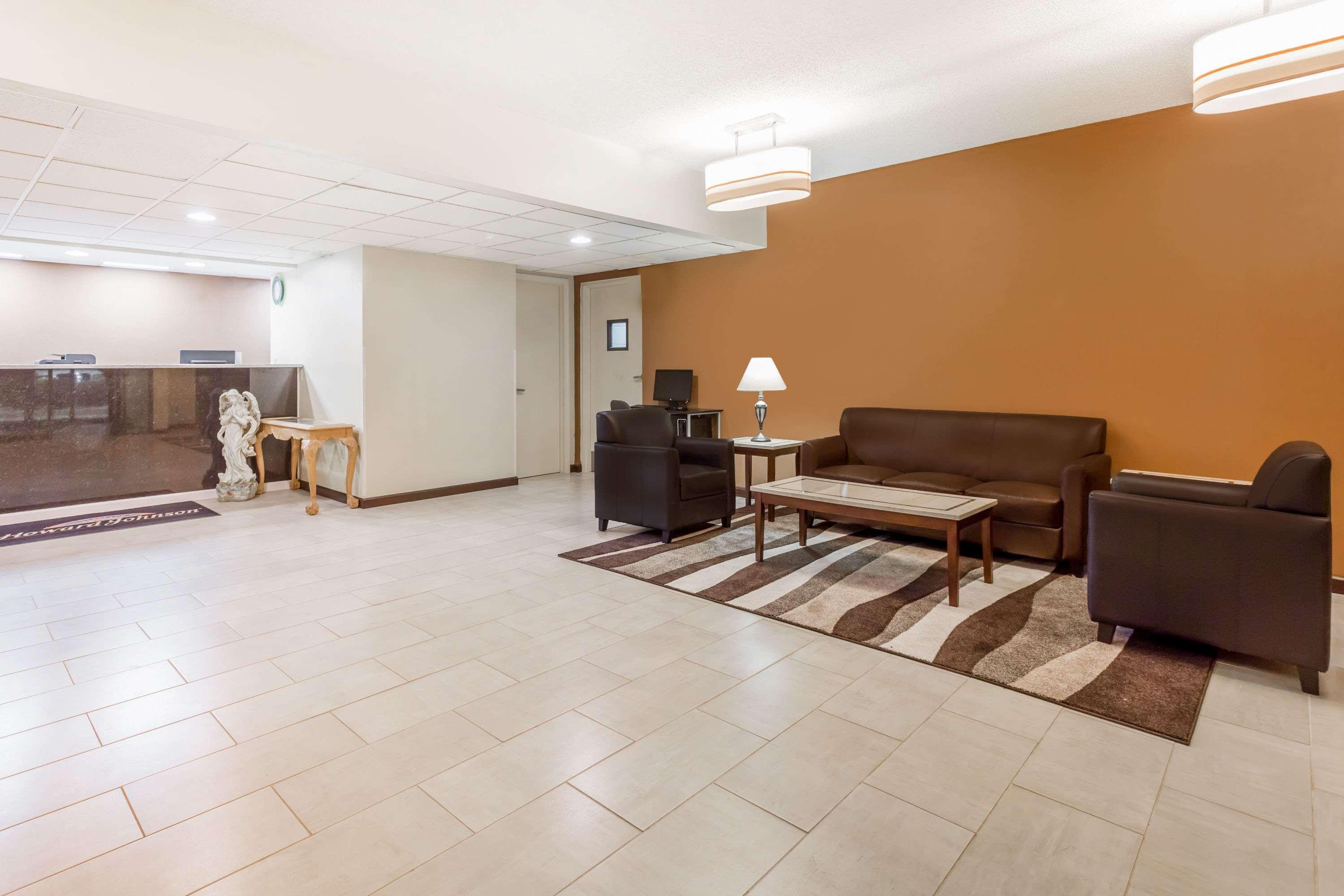 Howard Johnson By Wyndham Spartanburg Expo Center Exterior photo